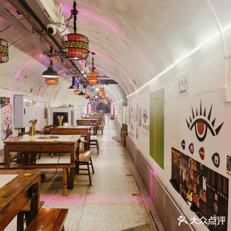 就这九宫格老火锅，谁能顶得住啊！！