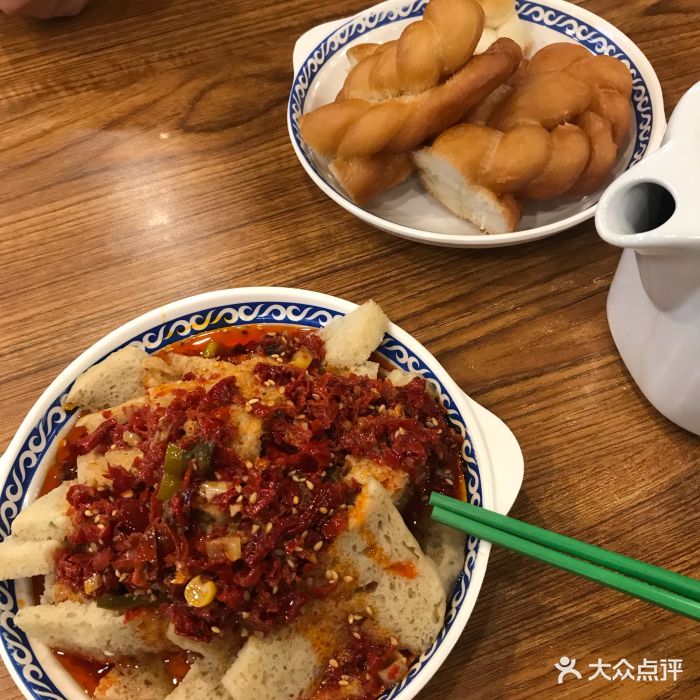 鬍子王扁豆麵旗子(南湖店)炸麻花圖片