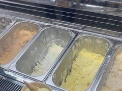 -极拉图·现制冰淇淋(梅溪湖新天地步步高店)