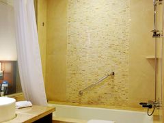 -上海浦东康桥绿地假日酒店