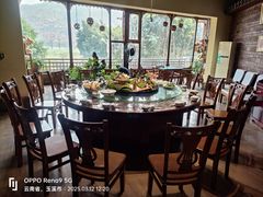 -汤锅大王(新平曹苏黄牛汤锅有限公司)