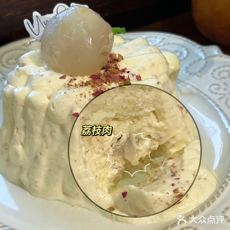 真的可以一个人吃掉4寸蛋糕