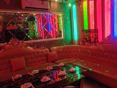 -路边边.炒菜烧烤.音乐餐厅(良乡长虹店)