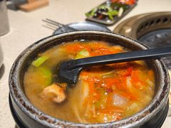 -蚂蚁洞·烤肉大营地(上海静安大悦城店)