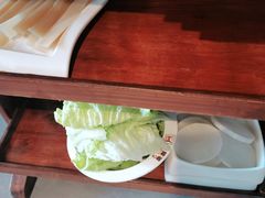 -周周有辣火锅馆(玖耀里店)