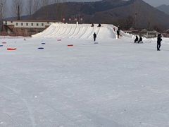-辽阳弓长岭温泉滑雪场