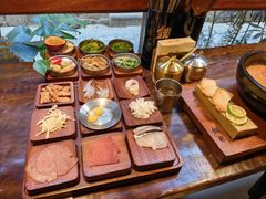 -银米·云南传统过桥米线(双廊黑金冠店)