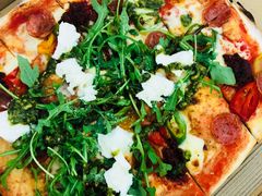 卡拉布雷斯薄饼-Pizza Express(机场T1店)