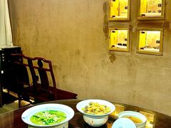 -悟空山宿陨石私汤温泉酒店(神舟大道地铁站店)