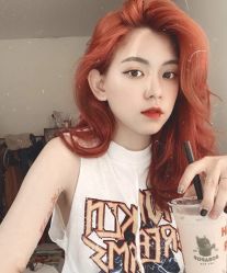 -藤野造型烫发染发