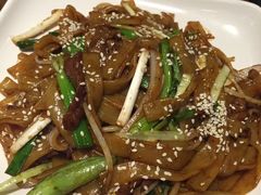 牛肉炒河粉-香港表哥茶餐厅(银泰百货店)