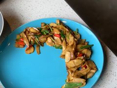 野芫荽炒牛肝菌-半山腰·云南菜(侨福芳草地店)
