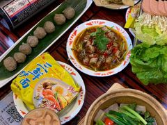 -沙胆彪炭炉牛杂煲(成都玉林店)