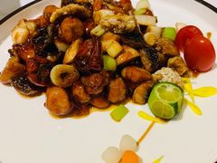 宫爆蘑菇鸡-肆月河豚·新淮扬(金融街店)