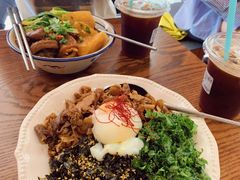 -CowCow其其·牛杂咖啡公司(六运店)