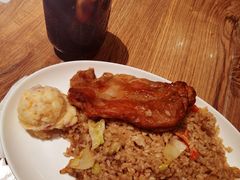 -玛格萝妮(汇智国际商业中心店)