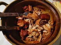 土鸡煲猪手-麓湘小镇(开福万达广场店)