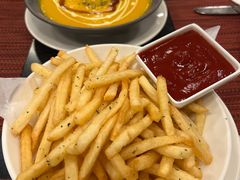 -WOLFGANG PUCK KITCHEN & BAR(迪士尼小镇店)
