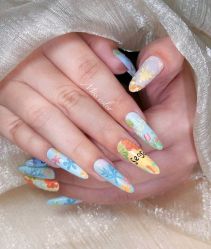 -蜜丝卡伦美甲美睫半永久