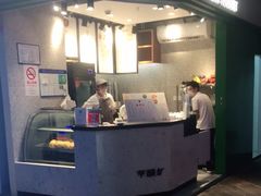 门面-茉酸奶(松江开元地中海店)