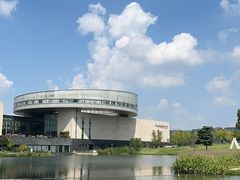 -李自健美术馆
