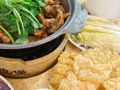 -芳村榕树头叹佬鸡煲(体育西店)