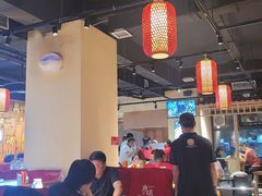 大堂-东镇老火锅(长春路首店)