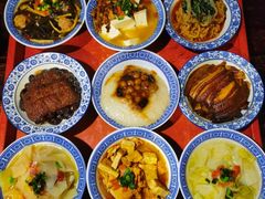 -蓝田九大碗民俗食府(蓝田店)