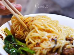 豌杂小面加肥肠-花市豌杂面(民生路店)