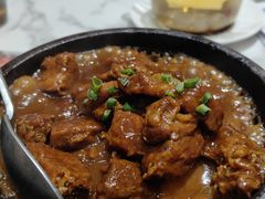黑椒萝卜牛腩-粤小馆(天安云谷店)