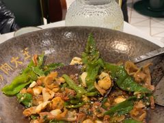 -费大厨辣椒炒肉(高铁吾悦广场店)