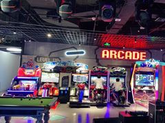 -世代星球·保龄球·镭战真人CS·团建(杨浦店)