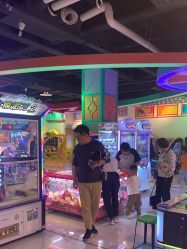 -万升儿童王国(万辉店)