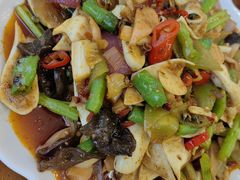 -阆辣荟餐饮(老味道8年·古城店)