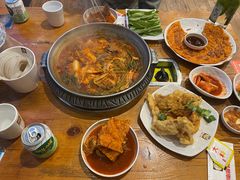 -喇喇排骨火锅·传统韩式脊骨汤(望京西园总店)
