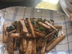 -三姐妹餐厅(曲江店)
