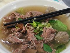 牛丸粿条汤-抖牛白塔牛肉粿条汤(水围店)