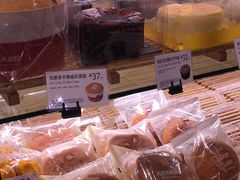 -巴黎贝甜(华堂新辰汇店)