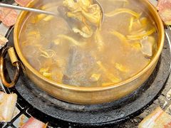 -阿山卓·野生菌火锅·纳西火塘烤肉