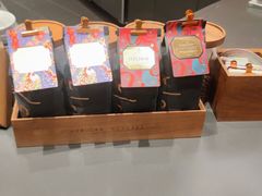 -星巴克臻选(中山石岐大信新都汇店)