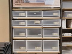 -梅龙镇广场