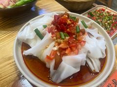 -黔二妞地摊火锅(龙华清湖店)