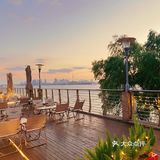 专属武汉的江景晚风烧烤！