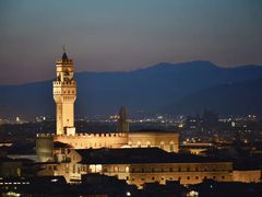 -米开朗琪罗广场