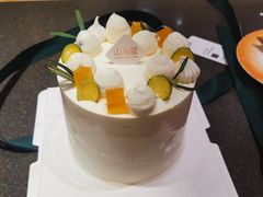 -山与蓝·轻糖鲜果蛋糕(勒泰店)