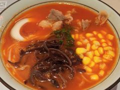 肥牛炼番茄米线-火山屋台(新街口店)