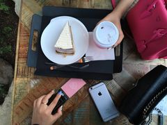 -Cafe Aewol Monsant