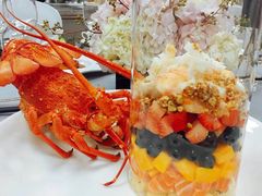 龙虾鲜果沙律-海航大厦万豪酒店彩海轩中餐厅(霄云路店)