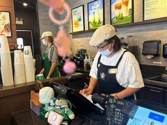 -星巴克(杭州西湖银泰1F店)