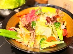 -山川小町·极番烧肉(新地假日广场店)